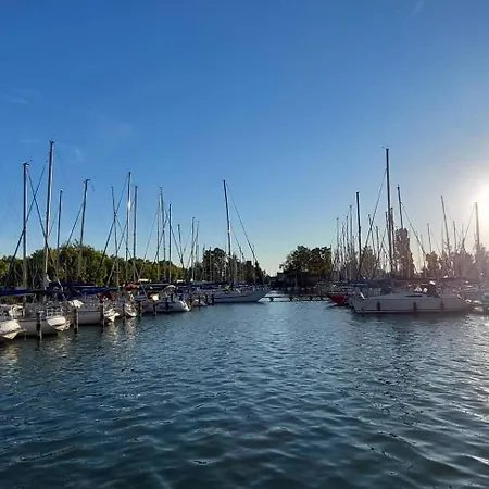 Apartment Lexi Jakuzzis Balatonboglar