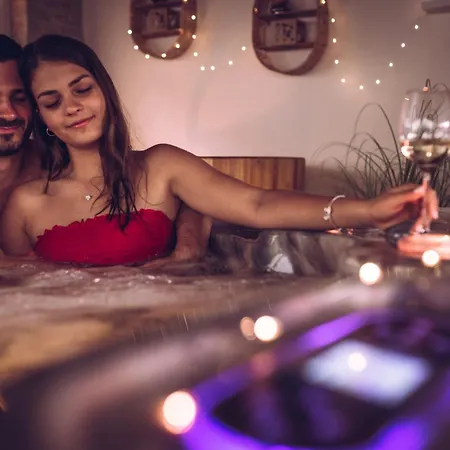 Apartment Lexi Jakuzzis Balatonboglar