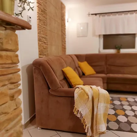 Apartment Lexi Jakuzzis Balatonboglar