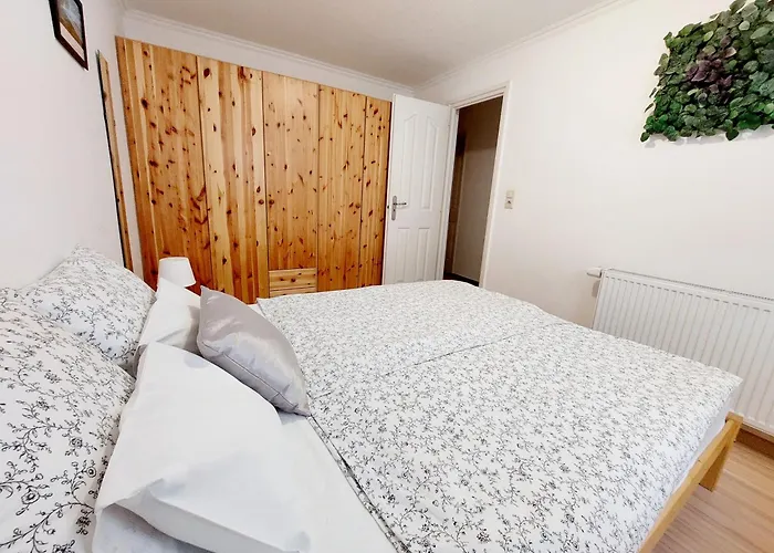 Apartment Lexi Jakuzzis Balatonboglar